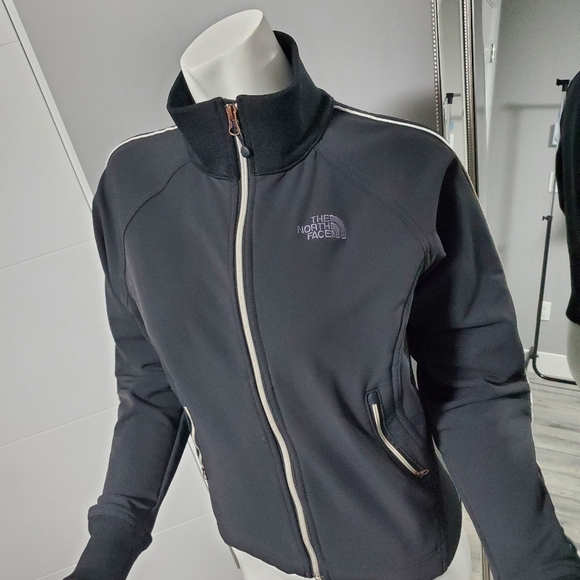 The North Face Jackets & Blazers - North Face Ladies Jacket Apex